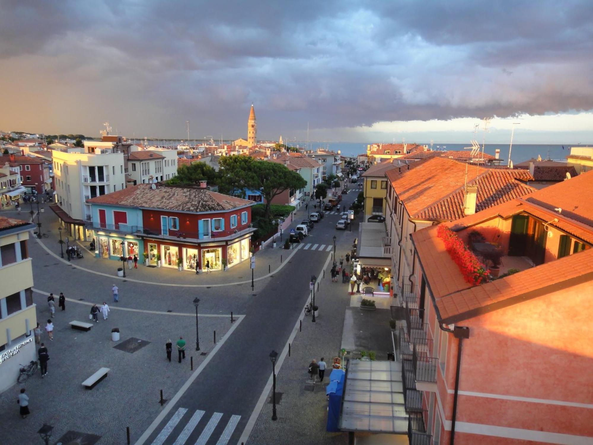 Residence Corallo Caorle Buitenkant foto