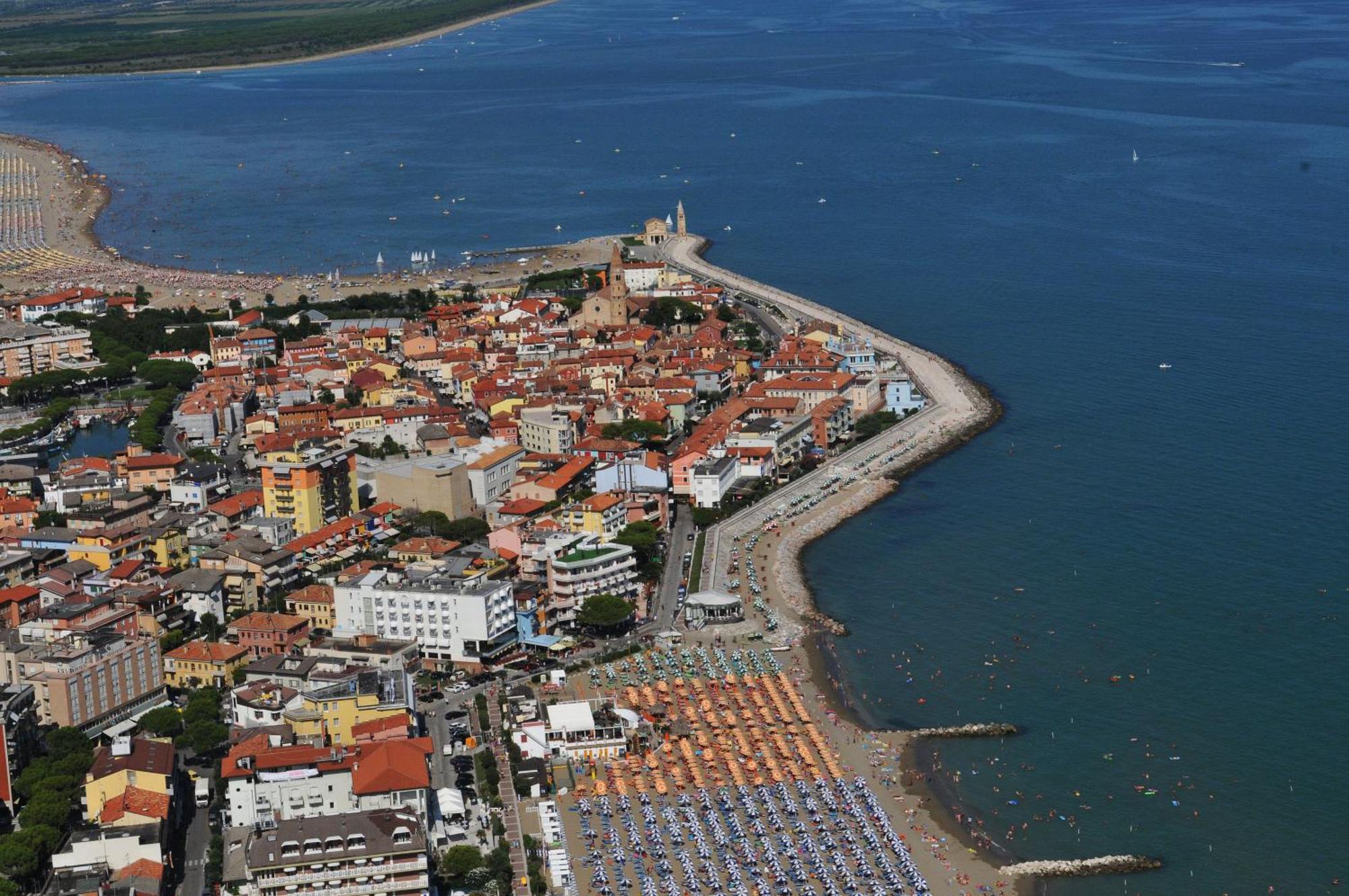 Residence Corallo Caorle Buitenkant foto