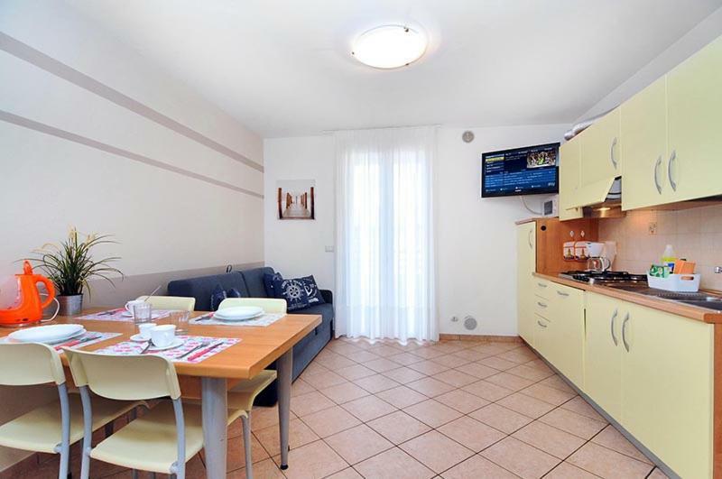 Residence Corallo Caorle Buitenkant foto
